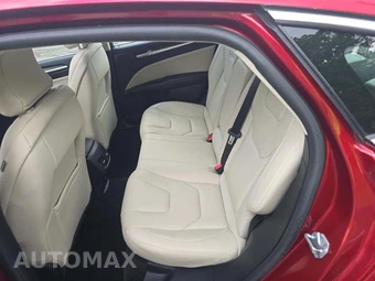 2017 Ford Fusion Titanium - miniatura 10