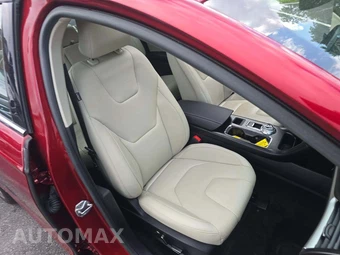 2017 Ford Fusion Titanium - miniatura 15