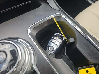 2017 Ford Fusion Titanium - miniatura 5