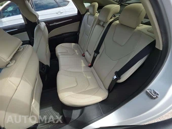 2017 Ford Fusion Titanium - miniatura 13