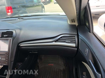 2017 Ford Fusion Titanium - miniatura 19