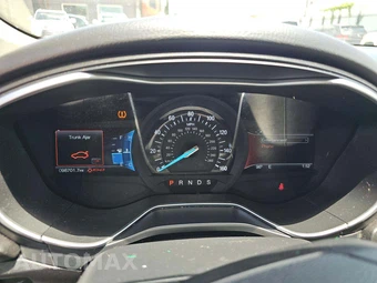 2017 Ford Fusion Titanium – miniatura 6