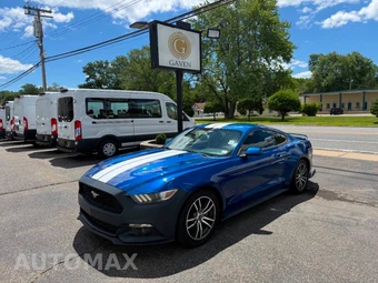 2017 Ford Mustang EcoBoost Coupe - miniatura 3
