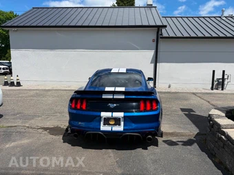2017 Ford Mustang EcoBoost Coupe - miniatura 4