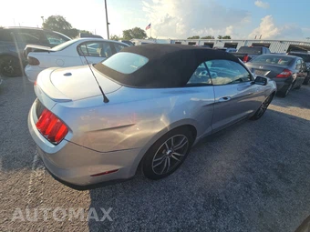 2017 Ford Mustang EcoBoost Premium Convertible - miniatura 4