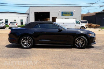 2017 Ford Mustang EcoBoost Premium Convertible - miniatura 34