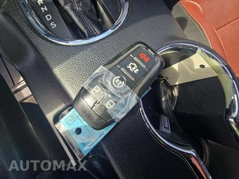 2017 Ford Mustang EcoBoost Premium Convertible – miniatura 5