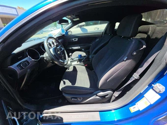 2017 Ford Mustang GT Coupe - miniatura 6