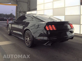 2017 Ford Mustang GT Coupe - miniatura 6
