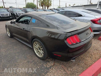 2017 Ford Mustang GT Coupe - miniatura 2