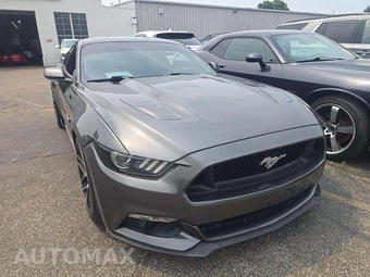 2017 Ford Mustang GT Coupe - miniatura 4