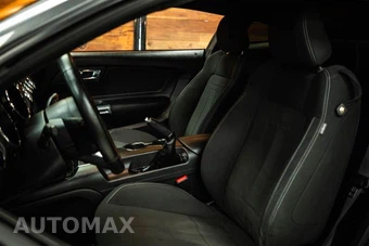 2017 Ford Mustang GT Coupe - miniatura 9