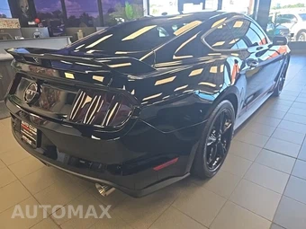 2017 Ford Mustang GT Premium Coupe - miniatura 4