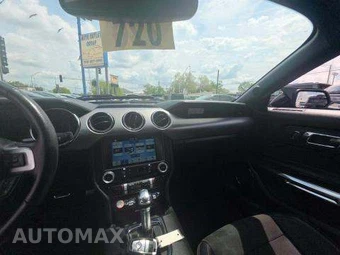 2017 Ford Mustang GT Premium Coupe - miniatura 10