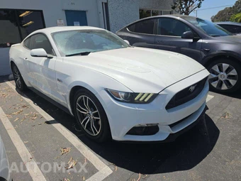 2017 Ford Mustang GT Premium Coupe - miniatura 4