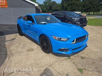 2017 Ford Mustang GT Premium Coupe - miniatura 4