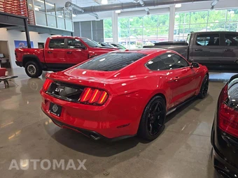 2017 Ford Mustang GT Premium Coupe - miniatura 3