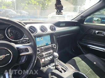 2017 Ford Mustang GT Premium Coupe - miniatura 10