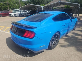 2017 Ford Mustang GT Premium Coupe - miniatura 3