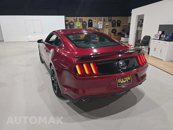 2017 Ford Mustang GT Premium Coupe - miniatura 2