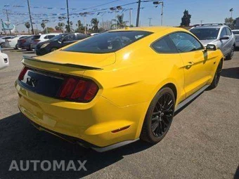 2017 Ford Mustang GT Premium Coupe - miniatura 3
