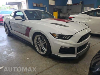 2017 Ford Mustang GT Premium Coupe – miniatura 4