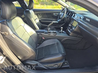 2017 Ford Mustang GT Premium Coupe – miniatura 8