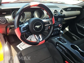 2017 Ford Mustang V6 Coupe – miniatura 11
