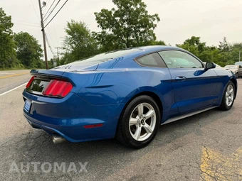 2017 Ford Mustang V6 Coupe - miniatura 4