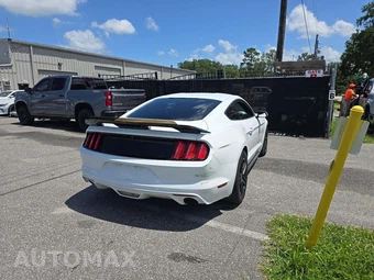 2017 Ford Mustang V6 Coupe – miniatura 3