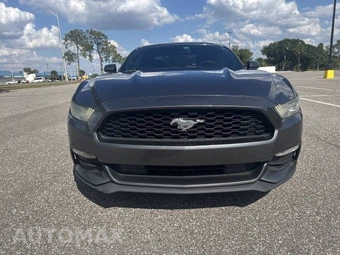 2017 Ford Mustang V6 Coupe - miniatura 5