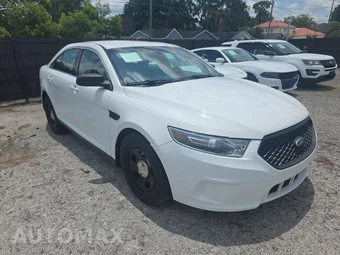 2017 Ford Police Interceptor Sedan – miniatura 3