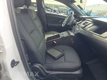 2017 Ford Police Interceptor Sedan – miniatura 8