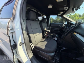 2017 Ford Police Interceptor Utility - miniatura 39