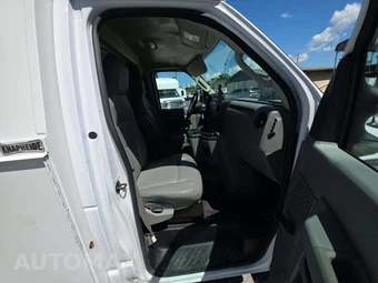 2017 Ford Super Duty E-350 Cutaway - miniatura 16
