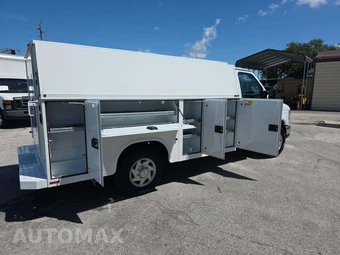 2017 Ford Super Duty E-350 Cutaway - miniatura 26
