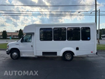 2017 Ford Super Duty E-350 Cutaway DRW - miniatura 11