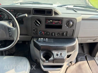 2017 Ford Super Duty E-350 Cutaway DRW - miniatura 26
