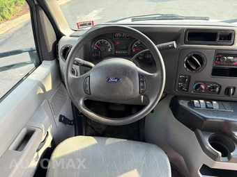 2017 Ford Super Duty E-350 Cutaway DRW - miniatura 27