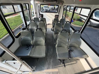 2017 Ford Super Duty E-350 Cutaway DRW - miniatura 30