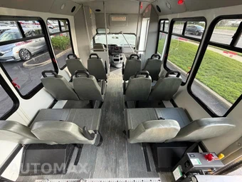 2017 Ford Super Duty E-350 Cutaway DRW - miniatura 38