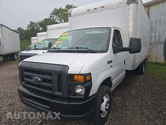 2017 Ford Super Duty E-350 Cutaway DRW