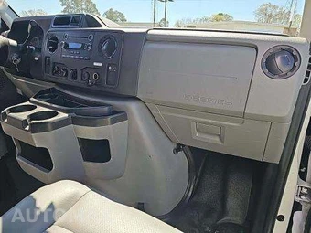 2017 Ford Super Duty E-350 Cutaway DRW - miniatura 19
