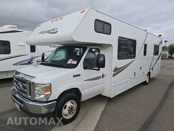 2017 Ford Super Duty E-450 Cutaway DRW 158.0" WB