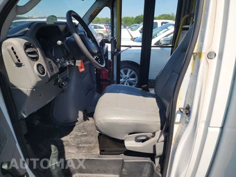 2017 Ford Super Duty E-450 Cutaway DRW - miniatura 7