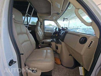 2017 Ford Super Duty E-450 Cutaway DRW - miniatura 16