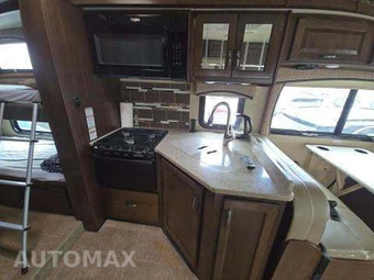 2017 Ford Super Duty E-450 Cutaway DRW - miniatura 22