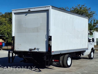 2017 Ford Super Duty E-450 Cutaway DRW - miniatura 4