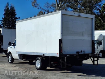 2017 Ford Super Duty E-450 Cutaway DRW - miniatura 6