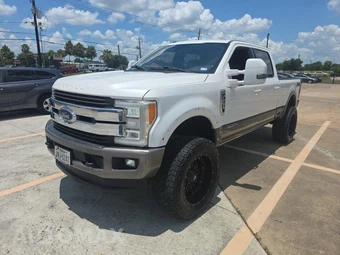 2017 Ford Super Duty F-250 King Ranch Crew Cab Medium Bed